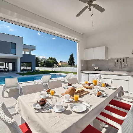 Lungera Holiday home Pula