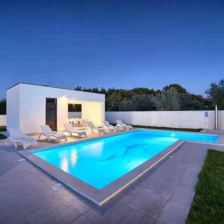 Tatil Evi Lungera